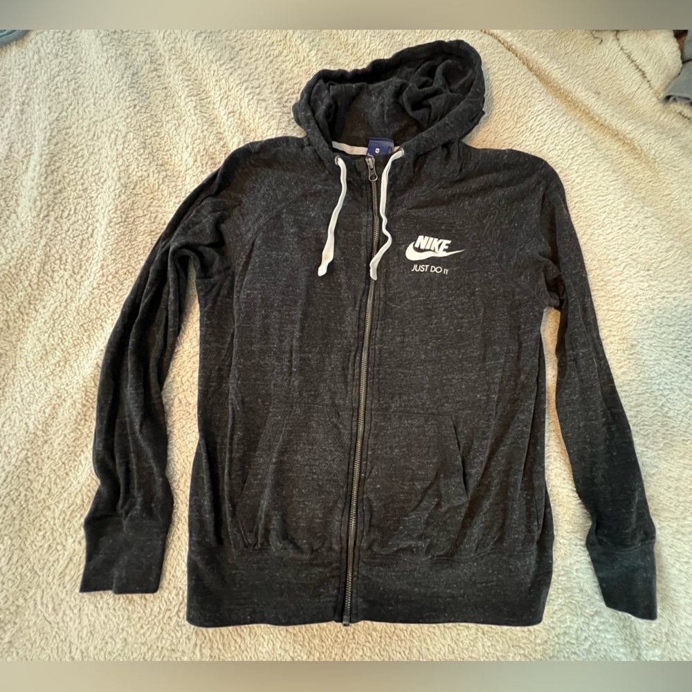 NIKE hooded zip up , dark gray , light fitting new condition